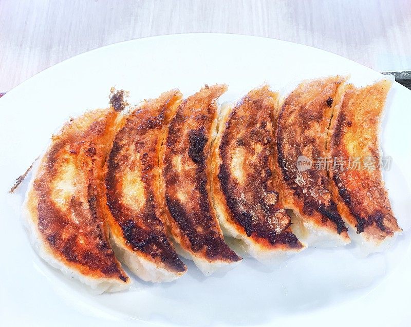 日语中文Chūka - Yaki Gyoza -煎饺子